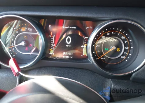 2020 Jeep Wrangler Unlimited Sahara 4X4 z USA, uszkodzony, nr VIN 1C4HJXEN6LW169938